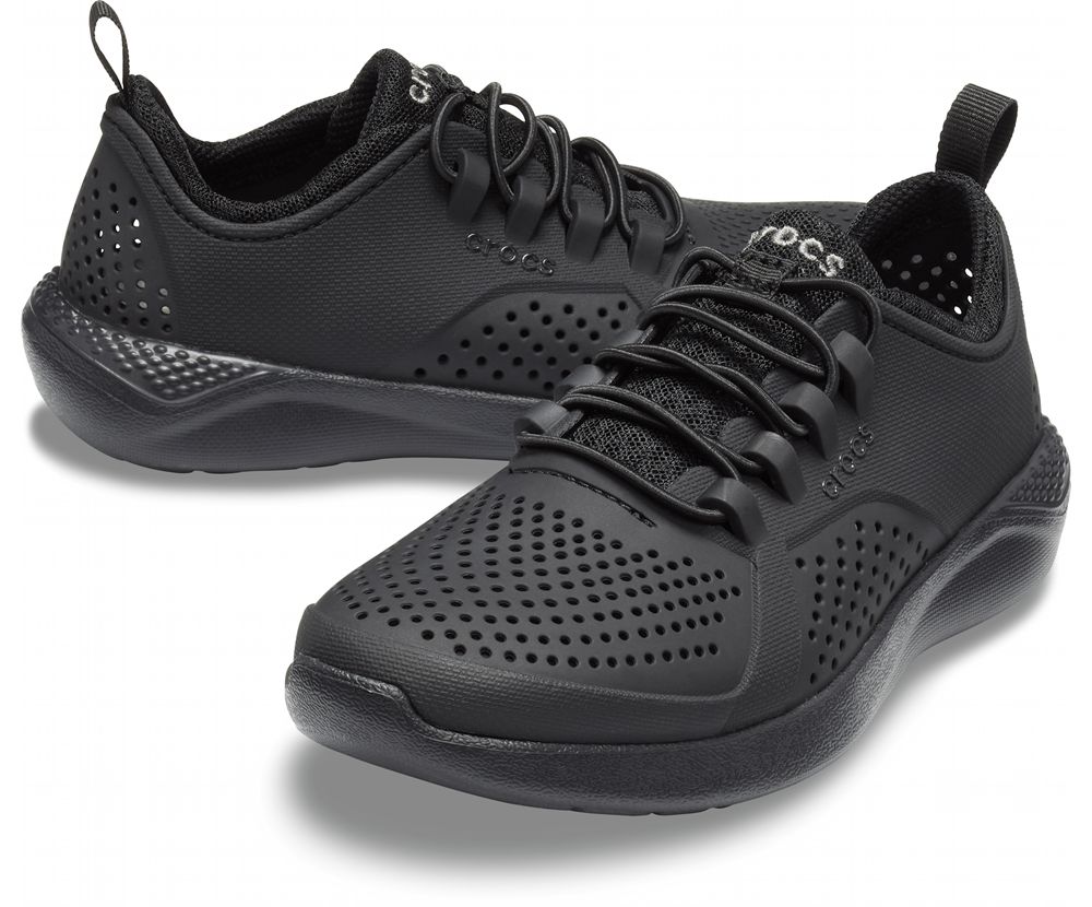 Crocs Literide™ Pacer Sneakers Drenge Sort | 865-MYVGIE